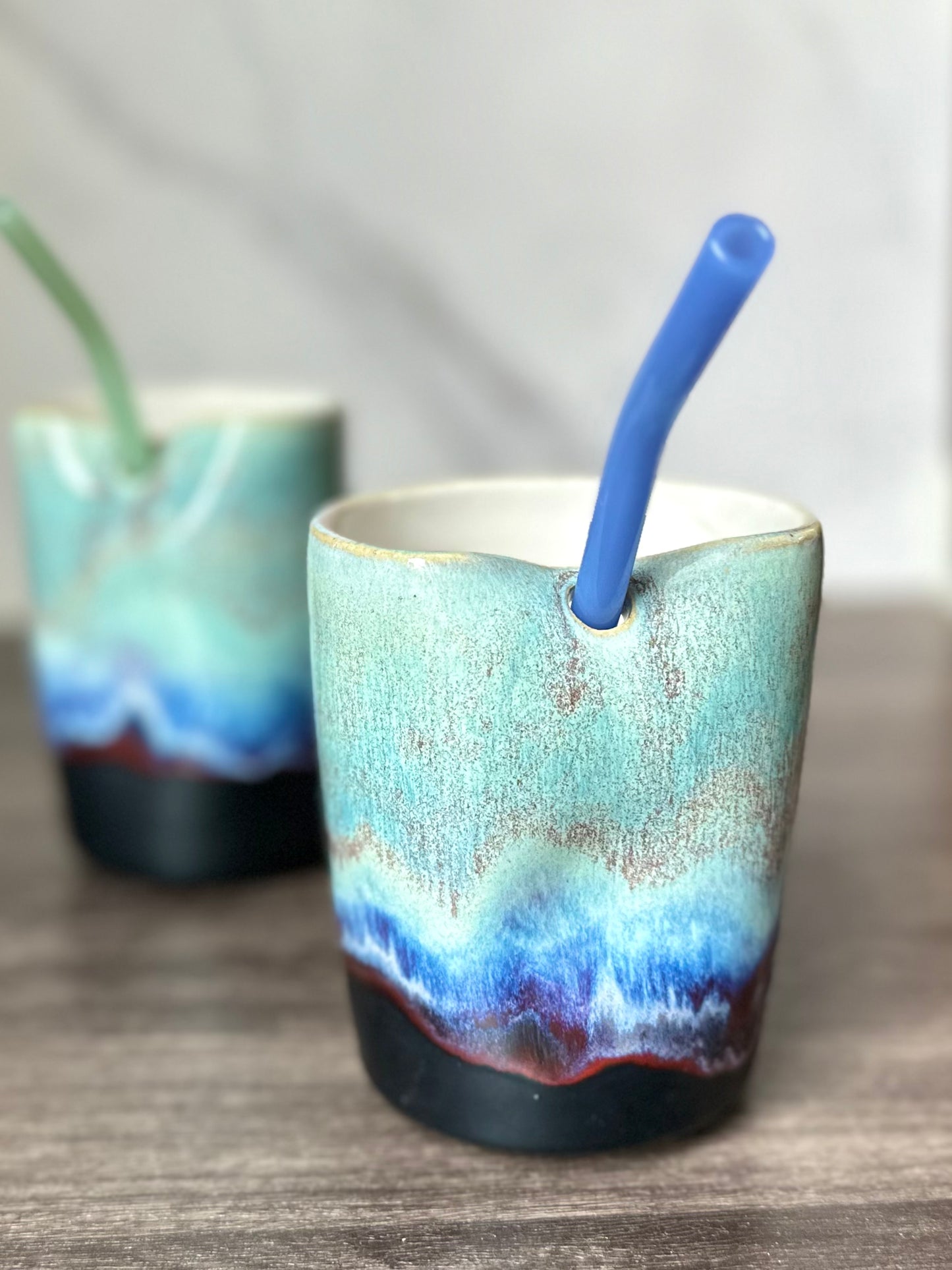 Tumbler with straw and indent - Maui