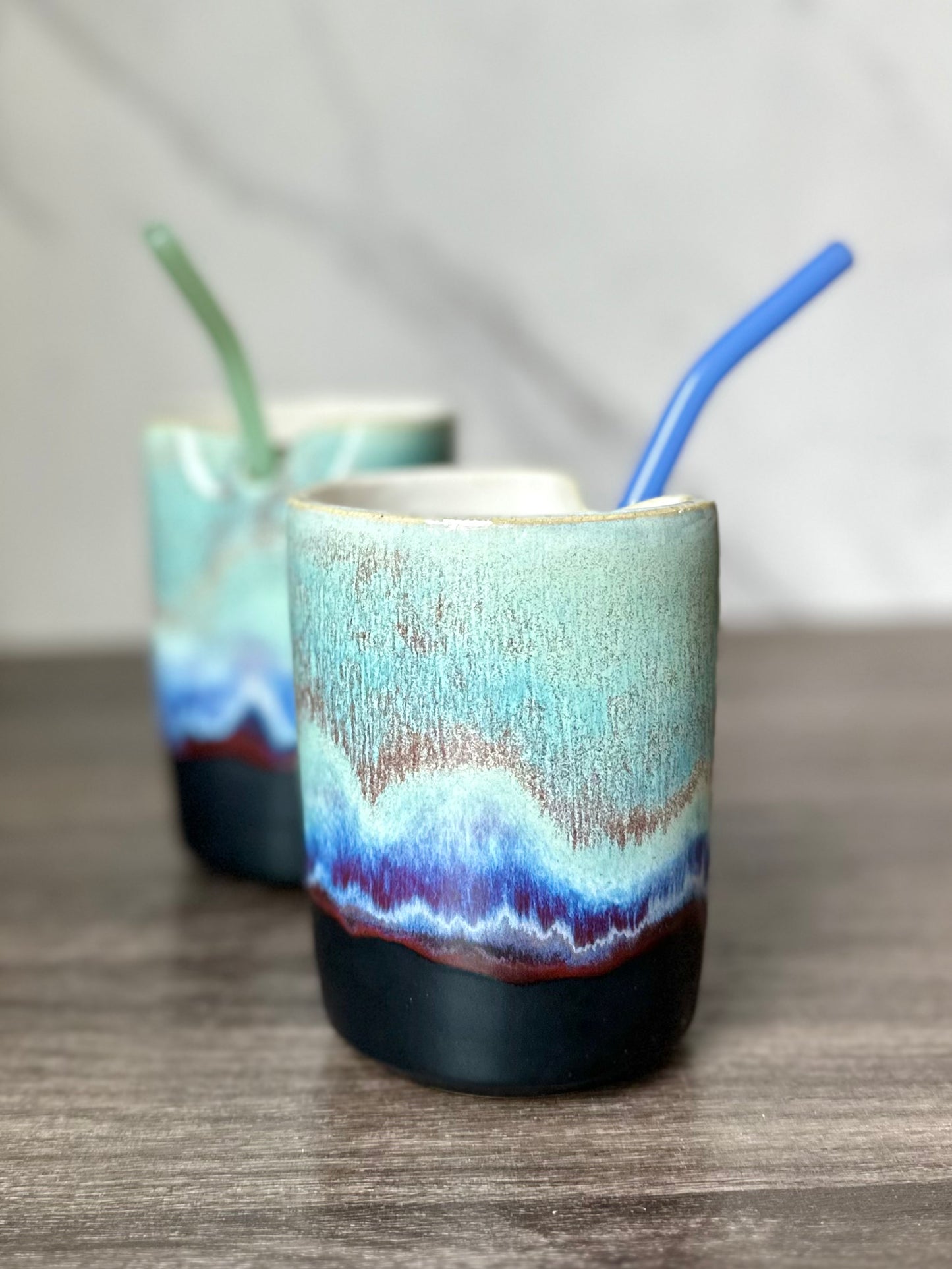 Tumbler with straw and indent - Maui