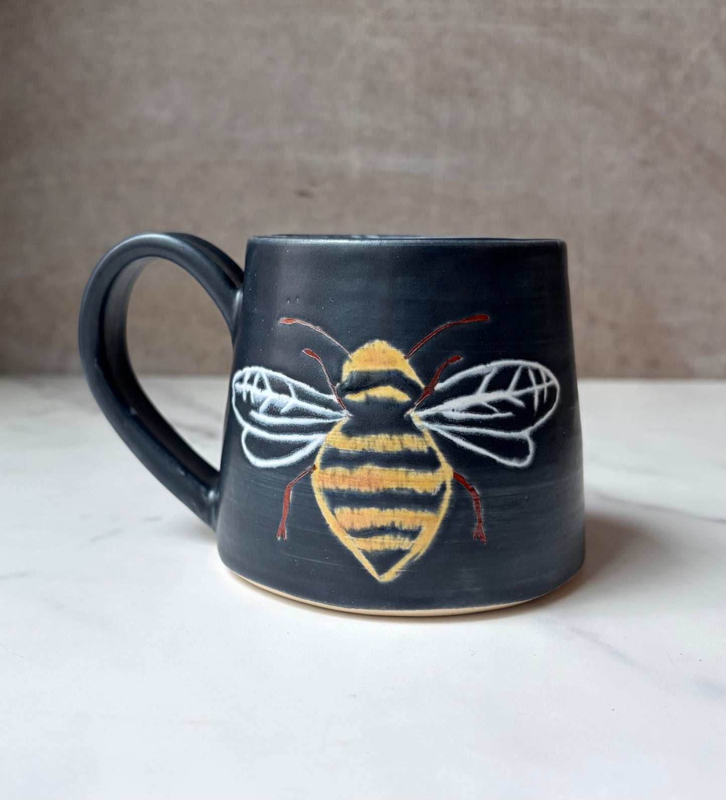Bee mug
